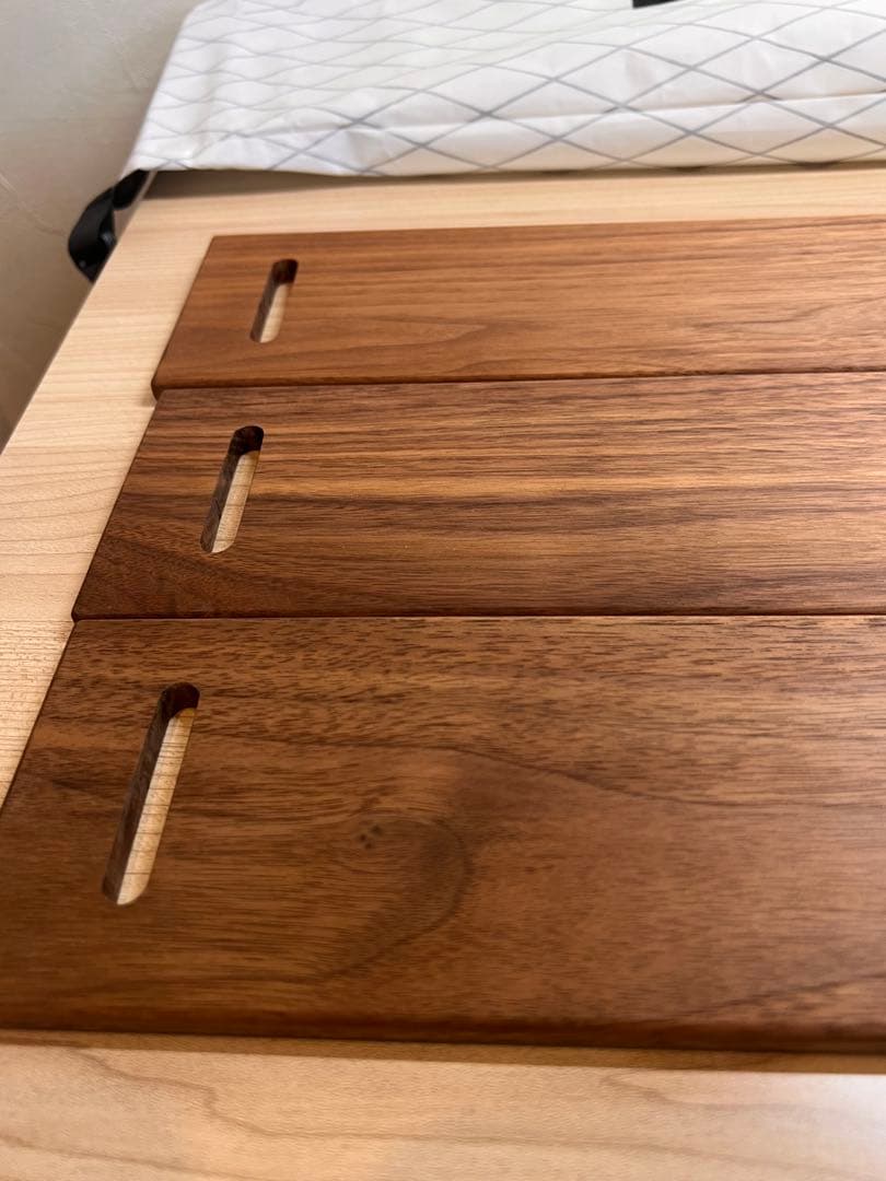 Horizontal Table ウォルナット　KANAMEdesigns