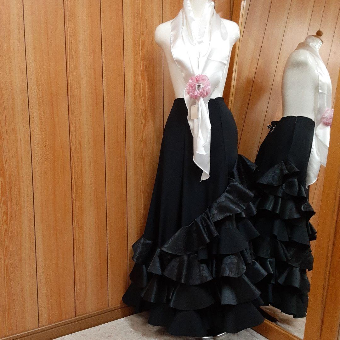 フラメンコ衣装　☆ファルダのみ　ブラックファルダ　豪華3段フリル