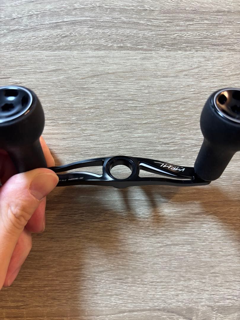 イヅナ　DRT VARIAL p.c.d 95 ベイトリールハンドル