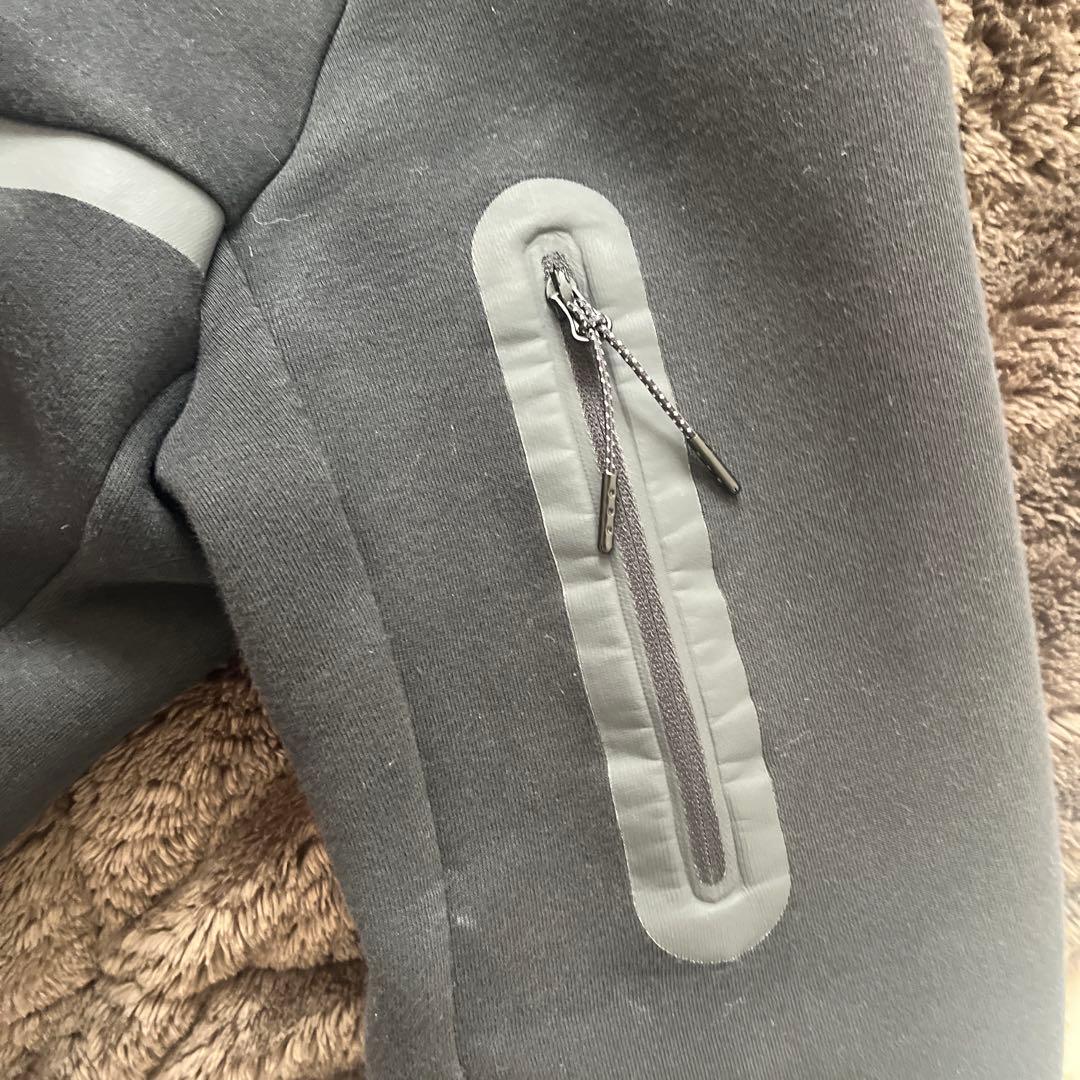 Nikeテックフリース