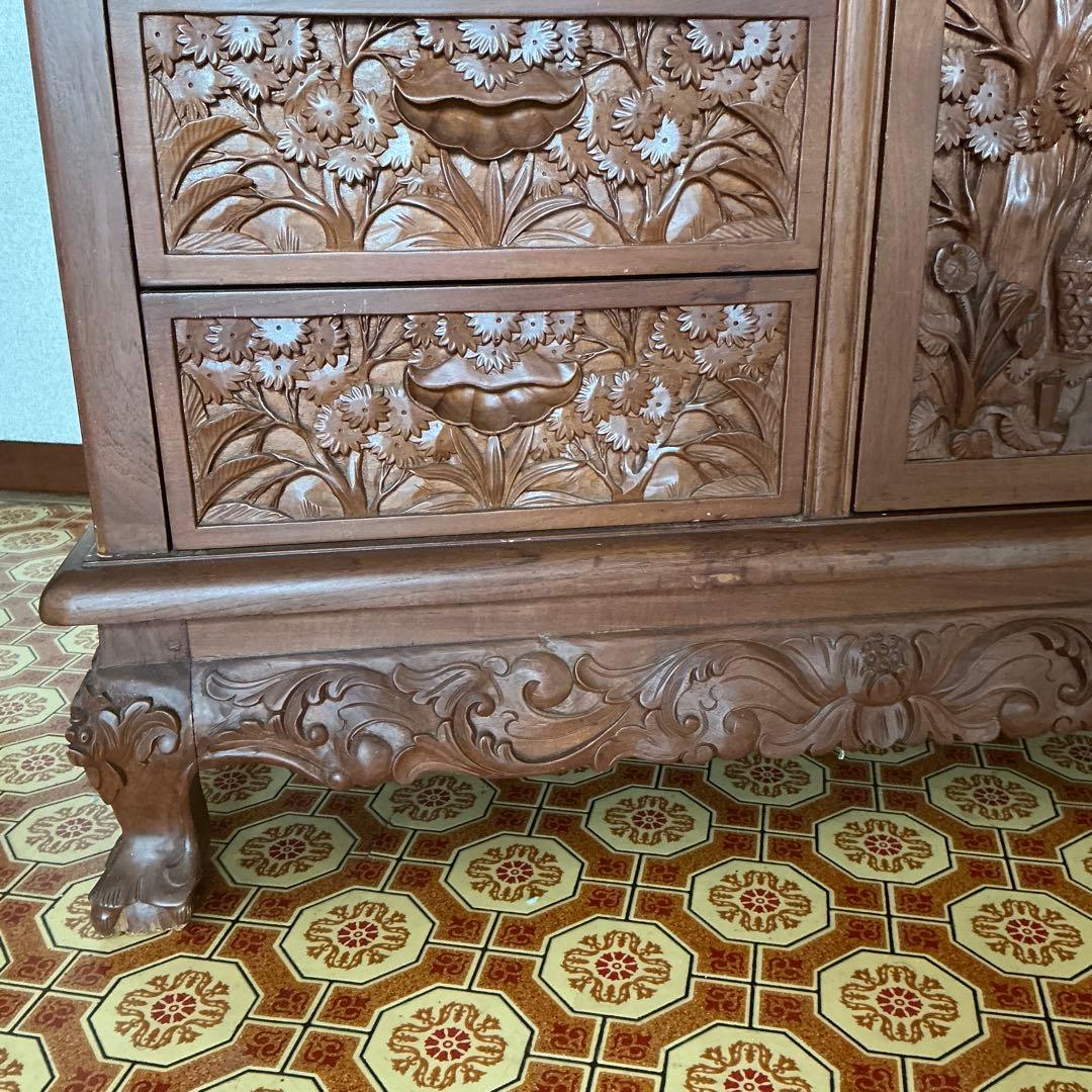 アジアンスタイル 木製家具 手彫り装飾　バリ島　伝統工芸　職人手彫り　チェスト