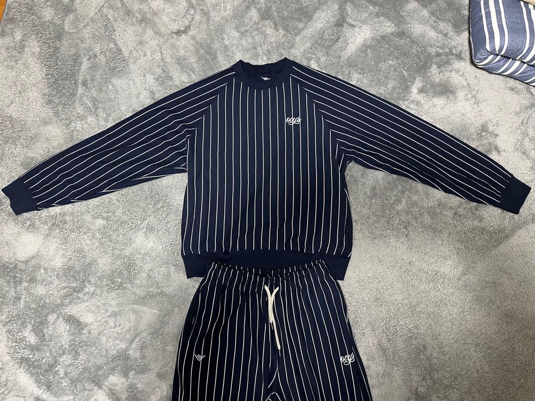 ピンストライプ　スウェット　ovys セットアップ　ネイビー　オーバーサイズ