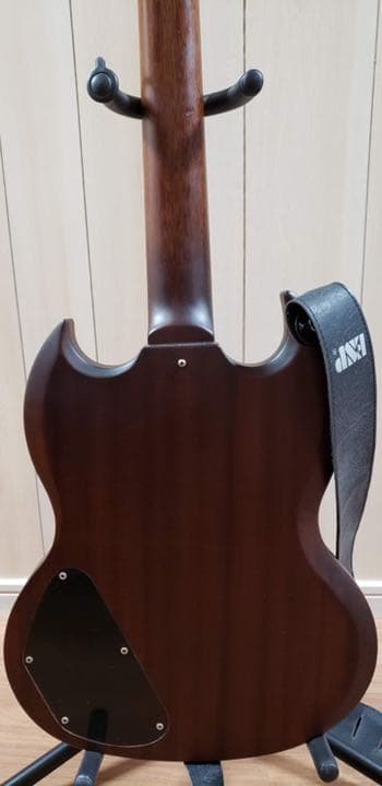 ソリッドギタ-ケース付き SG Epiphone