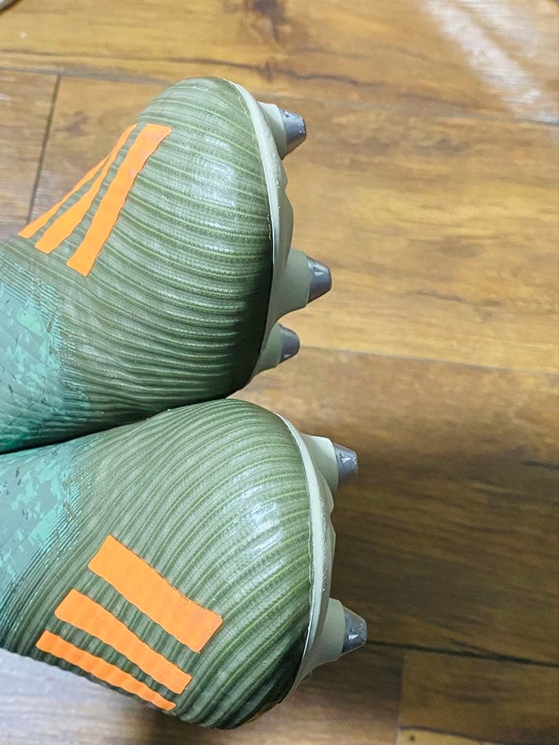 アディダス エックス 19+ SG(グリーン×オレンジ)