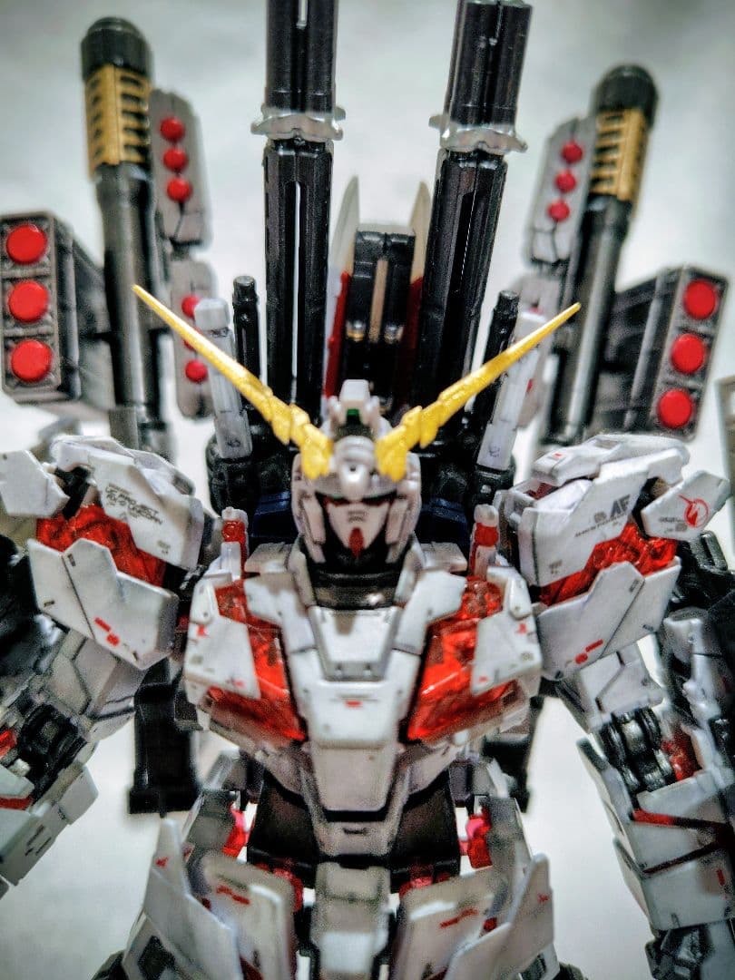 塗装済み完成品RGフルアーマーユニコーンガンダム