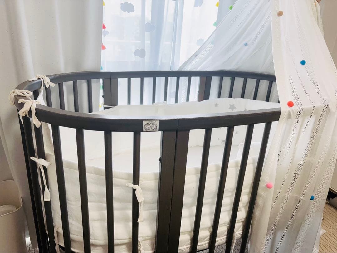 【美品】STOKKE V2 ベット＋マット＋天蓋＋天蓋フレーム付き　お得セット