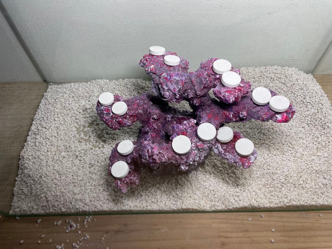 【送料無料】人工ライブロック　PHR16／14穴加工　アク抜き済み安心塗料使用