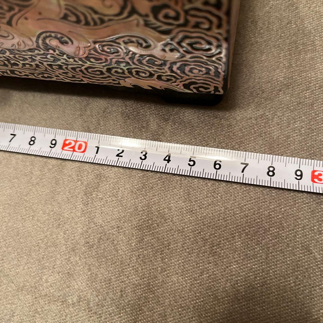 作家　漆器 ドラゴン模様の箱