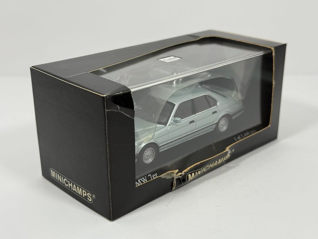 1/43  7シリーズ 7er 1986 グリーンメタリック