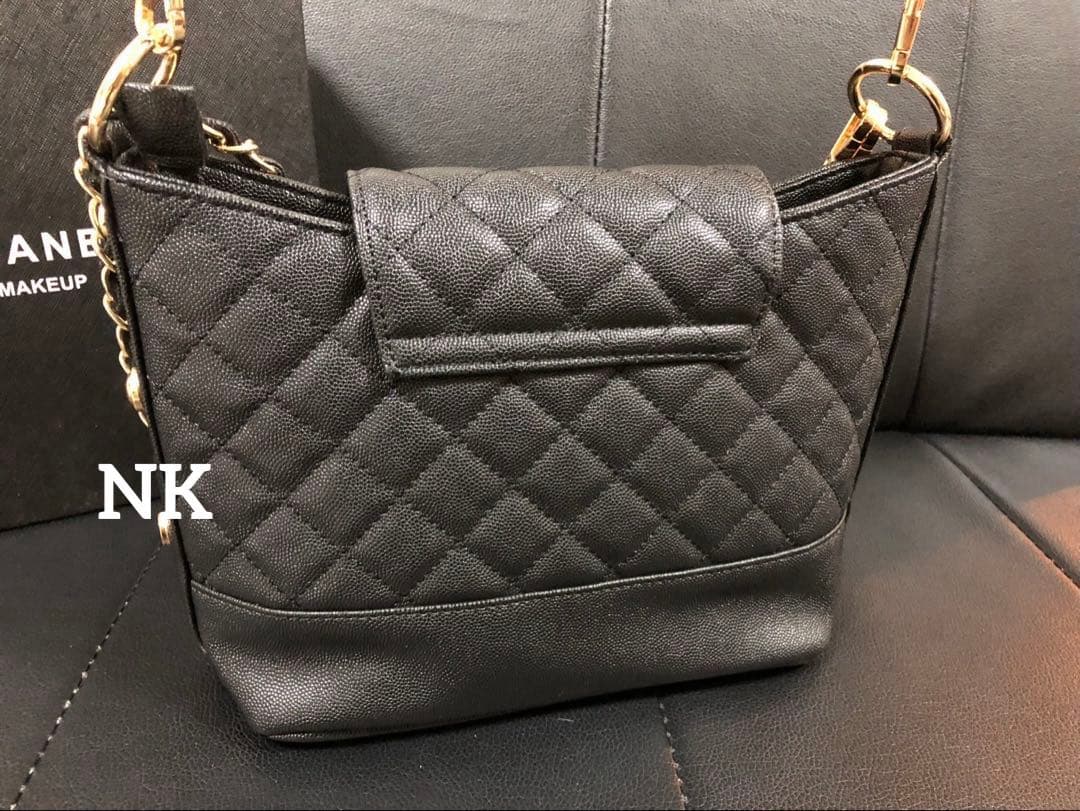 限定セール❗️ブラック シャネル　ノベルティ　レザー ショルダーバッグ　VIP