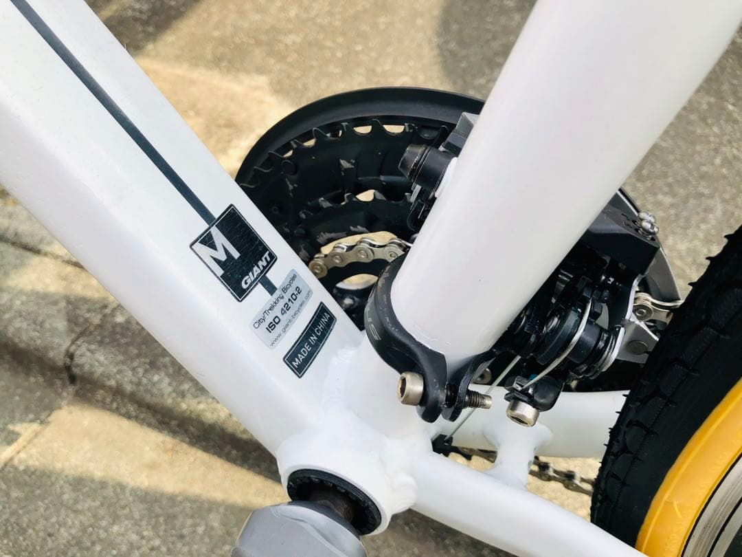 ☆GIANT ESCAPE RX ジャイアント エスケープ Mサイズ 人気の白