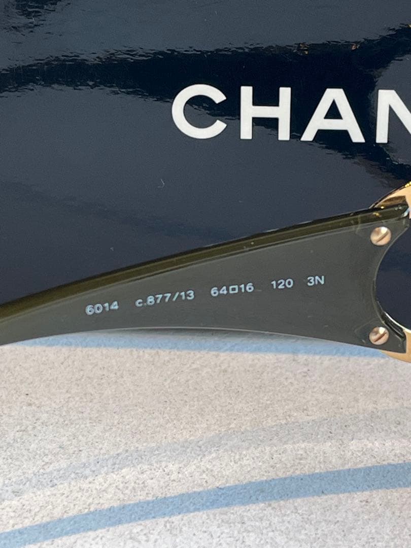 【極美品】CHANEL ココマーク　サングラス ブラウングラデーション