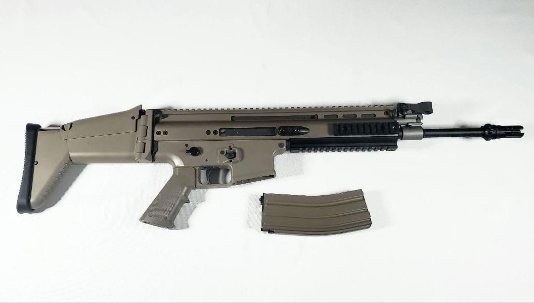 東京マルイ　次世代電動ガン　SCAR-L FDE