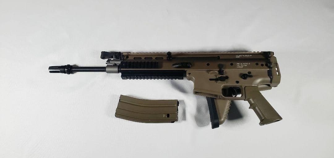東京マルイ　次世代電動ガン　SCAR-L FDE