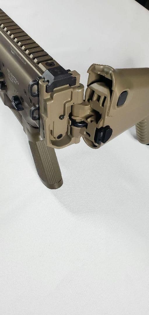 東京マルイ　次世代電動ガン　SCAR-L FDE