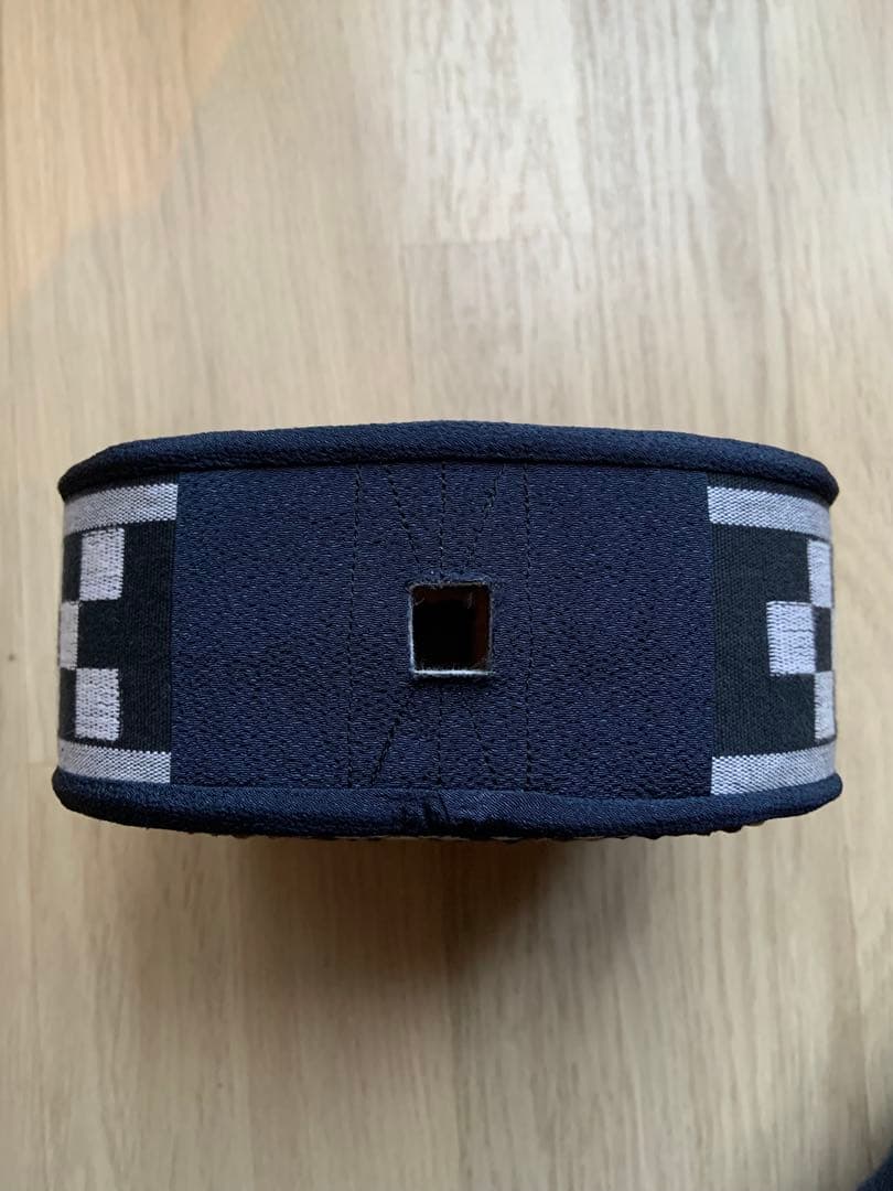 沖縄三線　与那城型　八重山黒木真黒　スンチー塗り　本張り