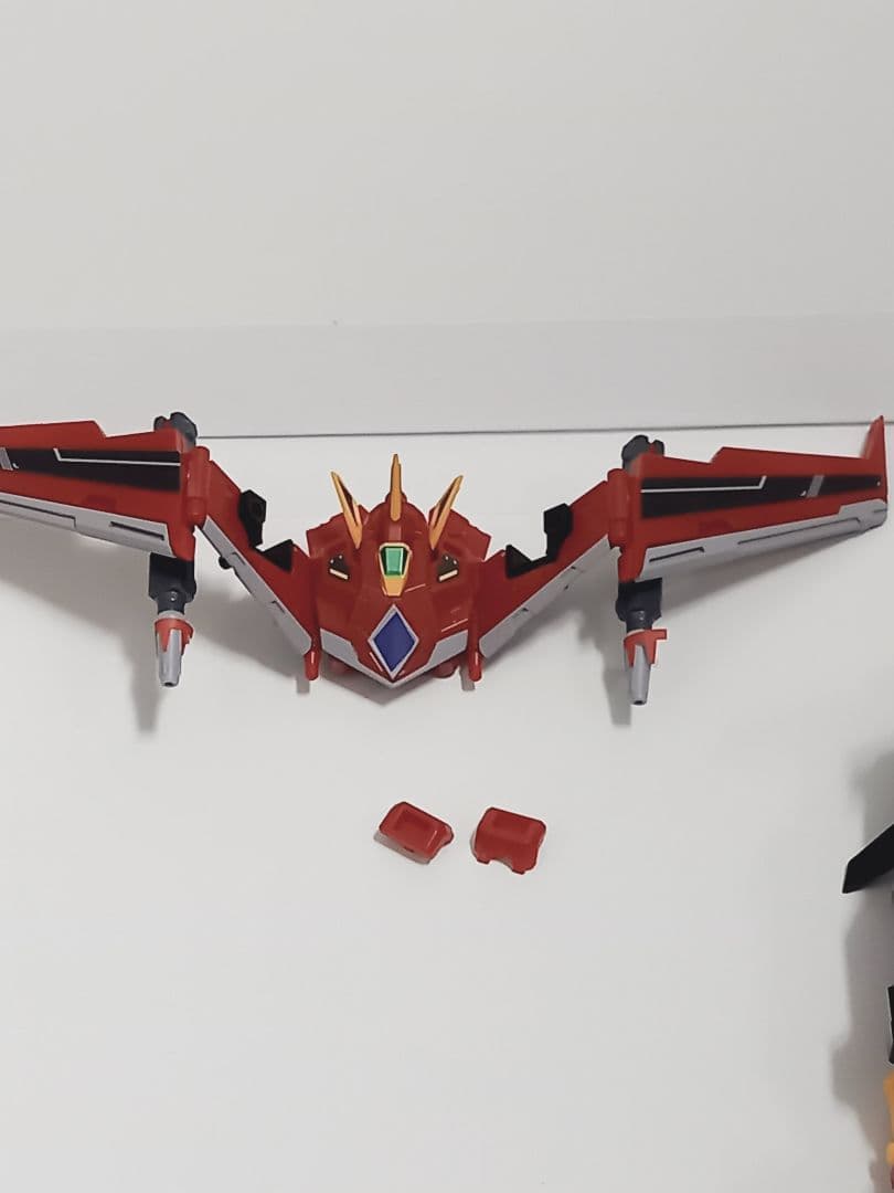 MODEROID ダイナゼノン ／ グリッドマン&ビッグゴルドバーン　2ヶセット