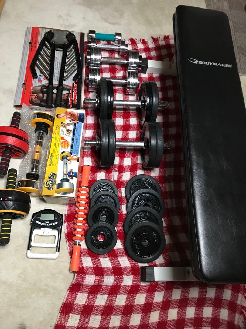 まとめて　筋トレ用品　ボディメーカー　フラットベンチ　ダンベル stronger