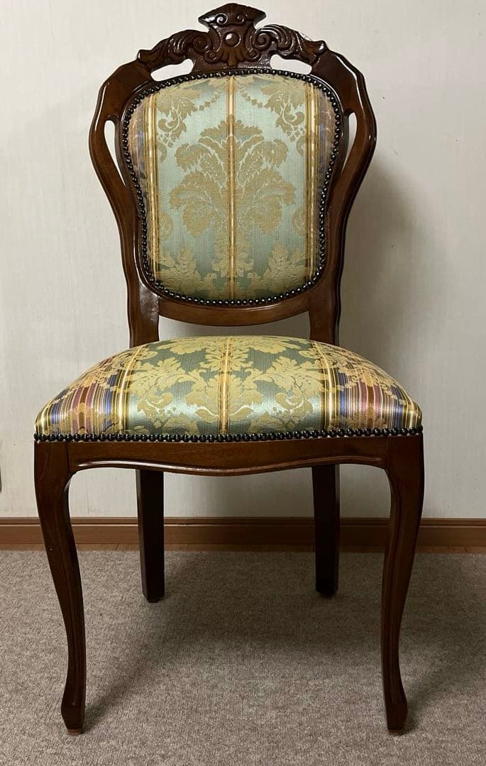 イタリア製ダイニングチェア