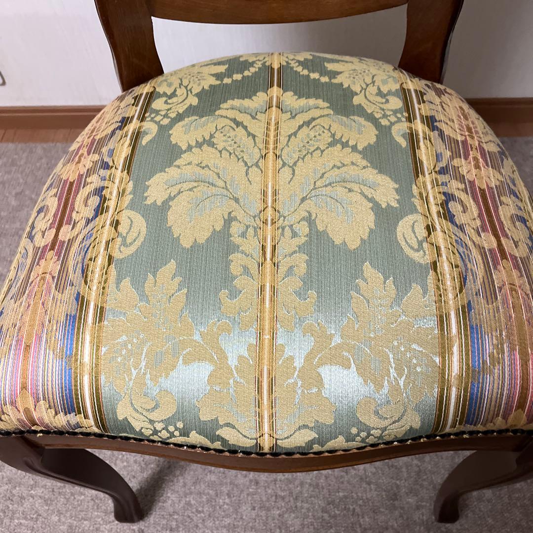 イタリア製ダイニングチェア