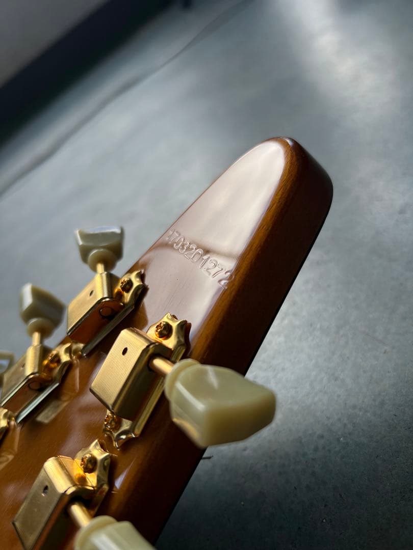 ギター Epiphone by Gibson '58 Korina Flying V