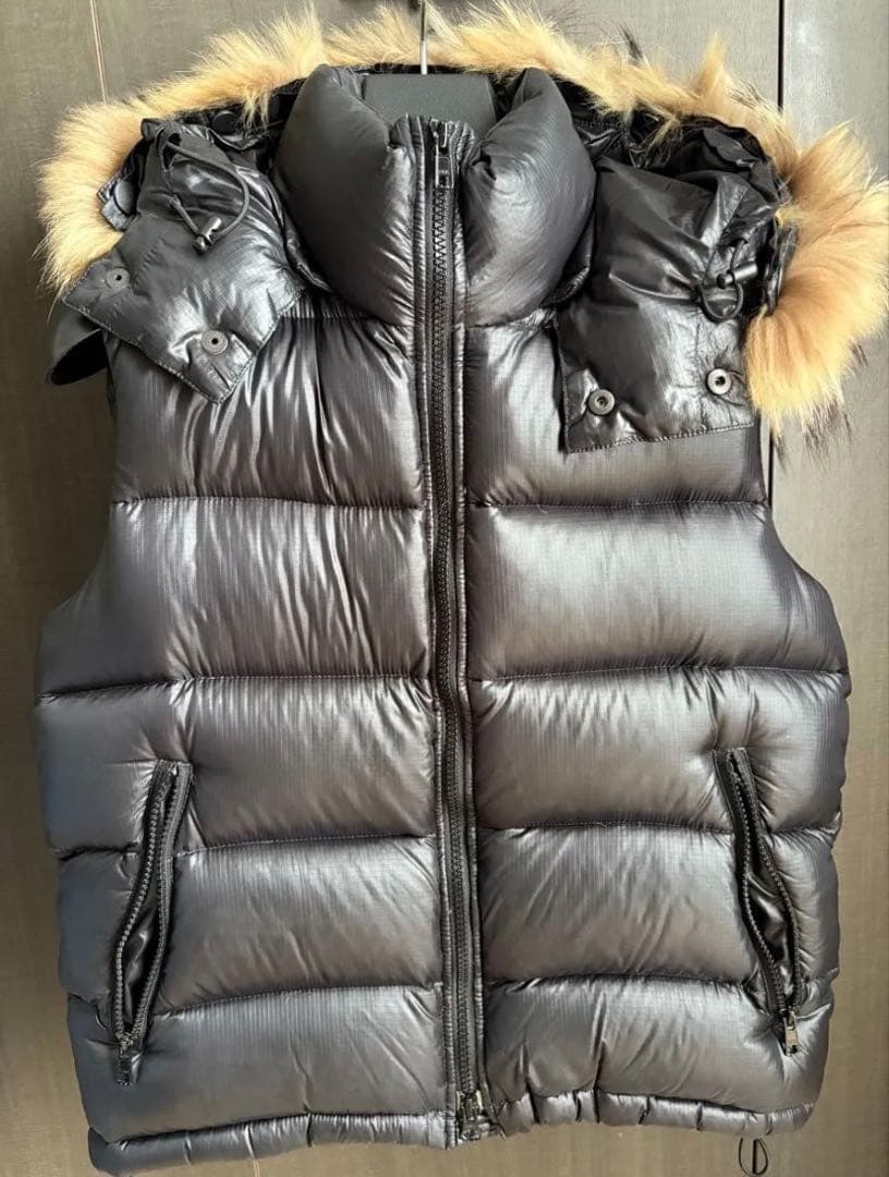 BEAMS ダウンベスト