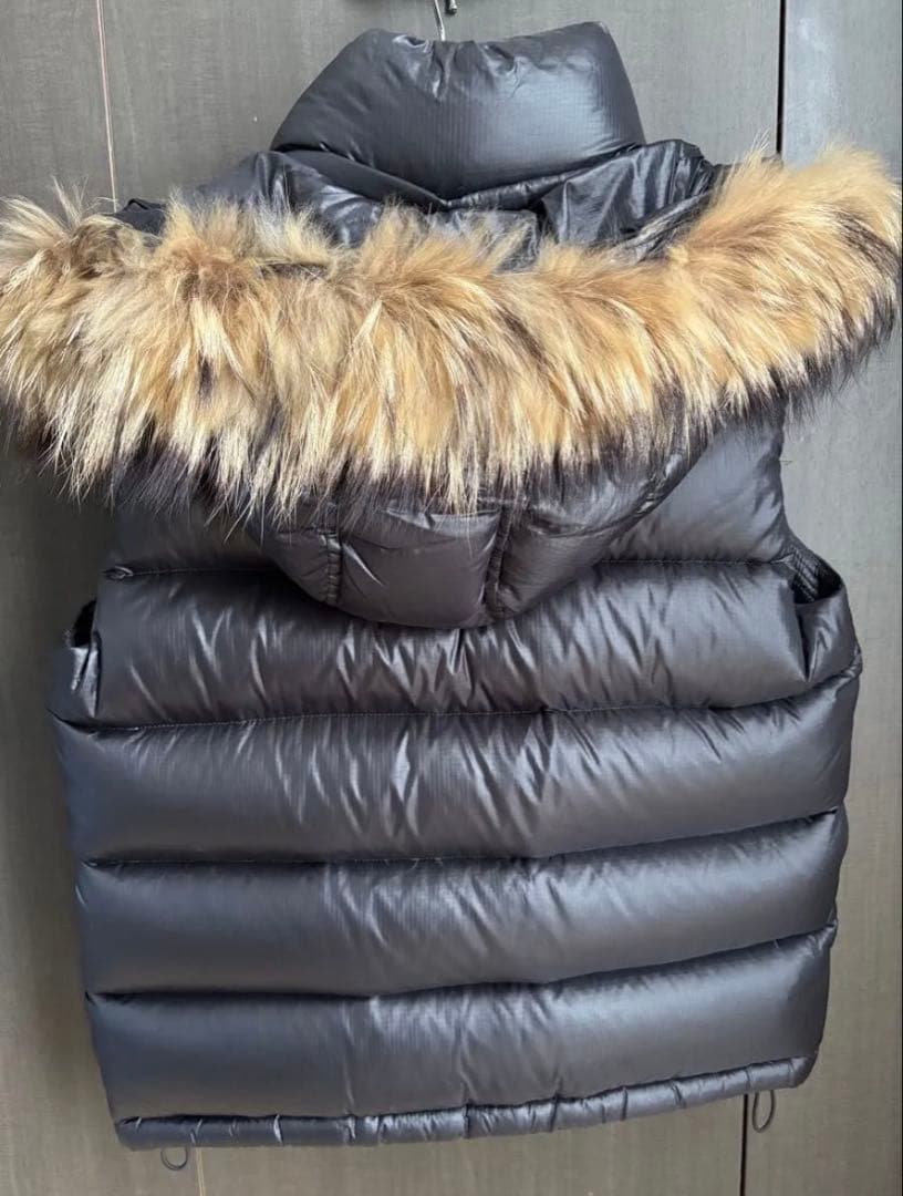 BEAMS ダウンベスト