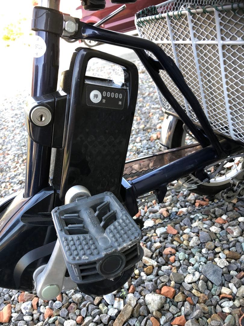 三輪電動アシスト自転車 黒 前後バスケット付き