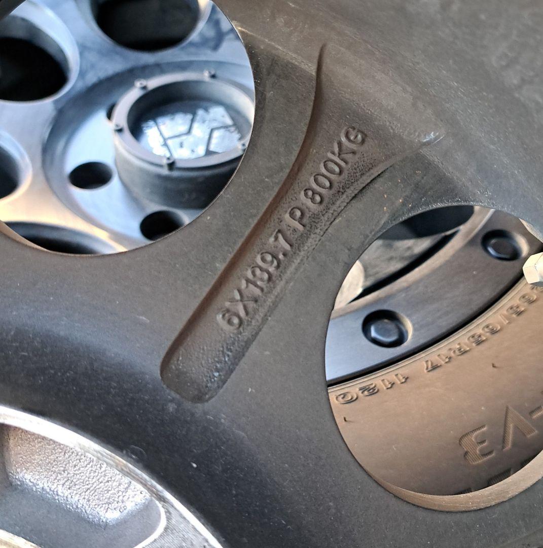 スタッドレスタイヤ265 65 R17&ホイール４本セット