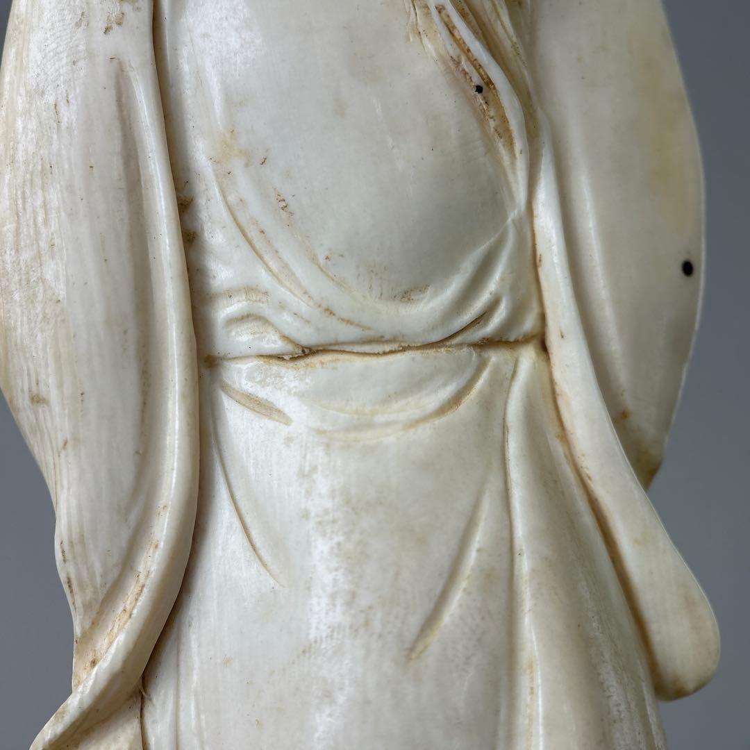 女性像 約27cm 木製台座付きB011