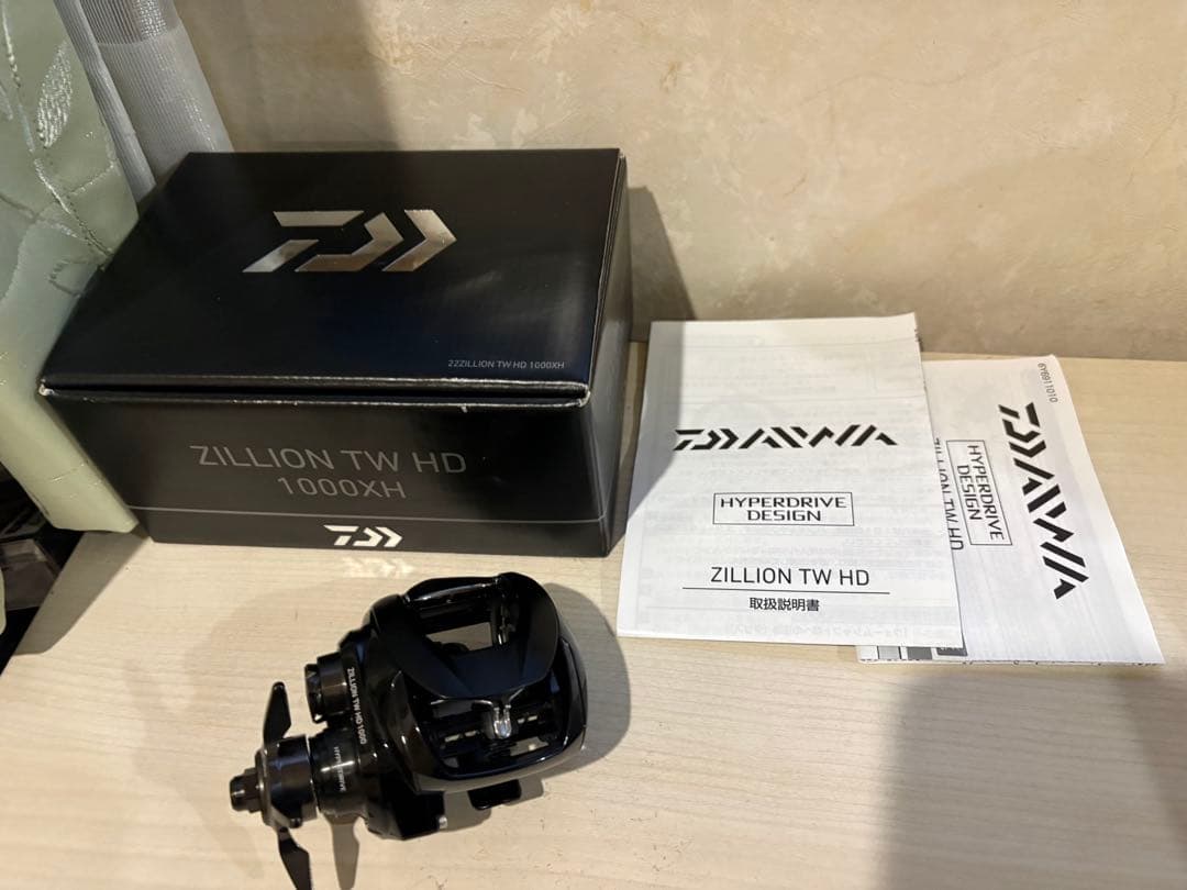 ★☆ダイワ　22ジリオンTW HD 1000 XH ボディ　超美品