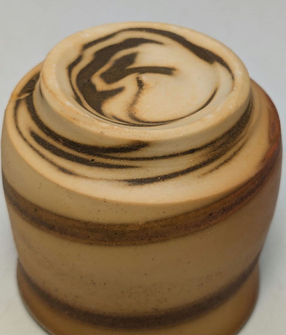 岡山県重要無形文化財 松井與之 備前焼 練上酒呑 共箱共布栞 ぐい呑 酒器 酒盃