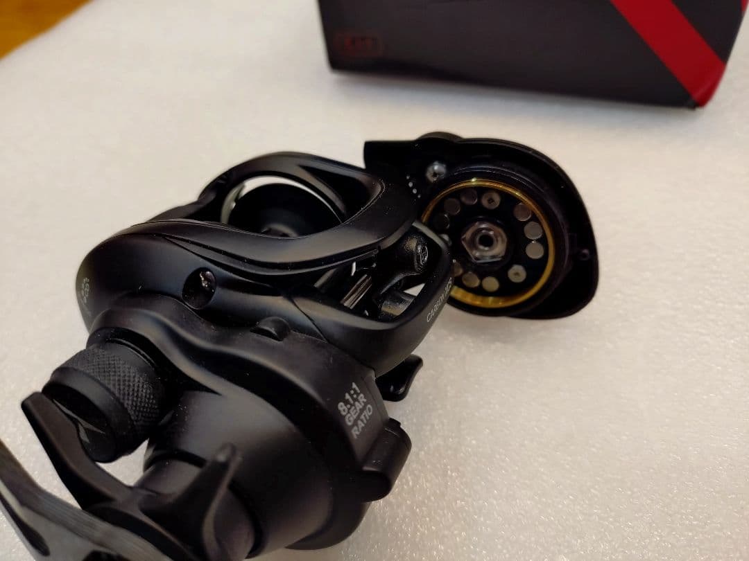 ピシファン　カーボンXCS　ベイトリール　PISCIFUN CARBON XCS