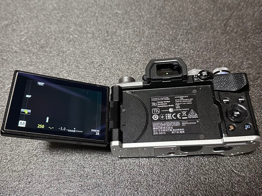 デジタルカメラ E-M5 III / 10-25 F1.7 / 40-150PRO / FL