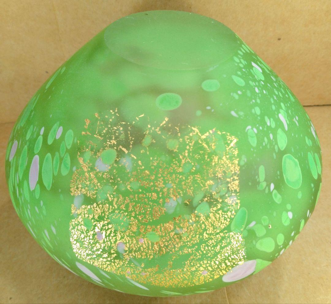 【本物保証】藤田喬平 手吹 金彩花瓶(緑色系) 共箱 栞 ｗ16㎝超