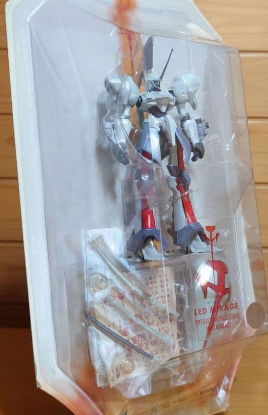 海洋堂 THE FIVE STAR STORIES レッドミラージュ 白 新品