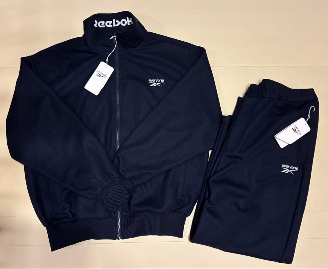 REEBOK everyone CLASSIC TRACK セットアップ