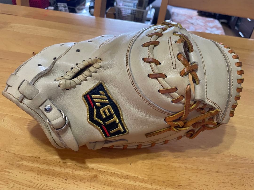 【値下げさしました】ゼット（ZETT）軟式用グラブ 捕手用 一般 プロステイタス