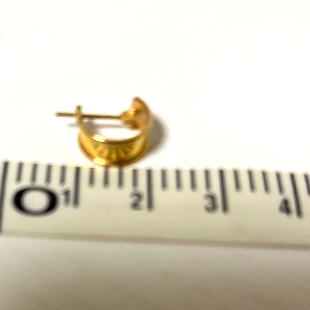 週末値引中　K18刻印あり18金　幅広フープピアス　片耳