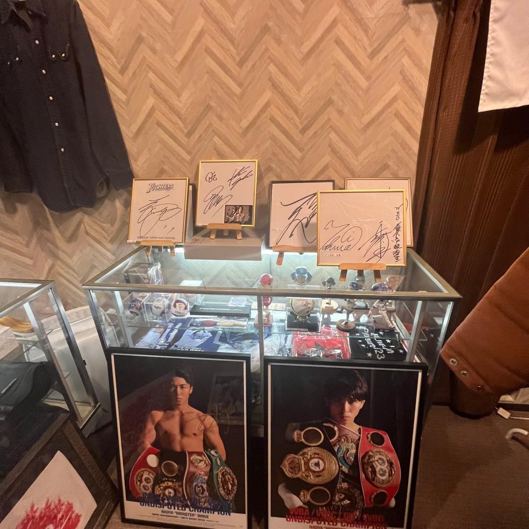 井上尚弥　スーパーバンタム4団体統一記念　直筆サイン入りポスター　156枚限定