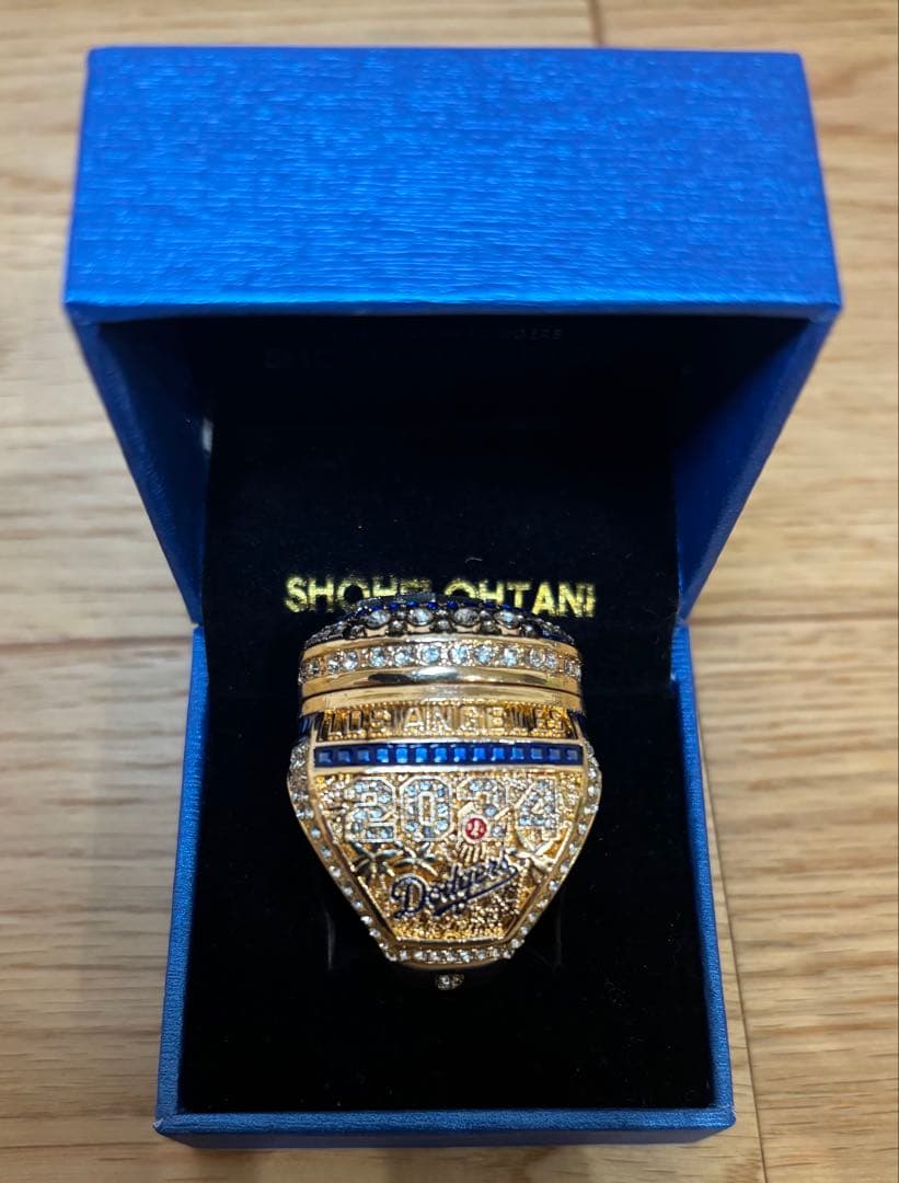 ⭐️期間限定価格⭐️【特別】大谷翔平2025＆2024チャンピオンリング&トロフィー