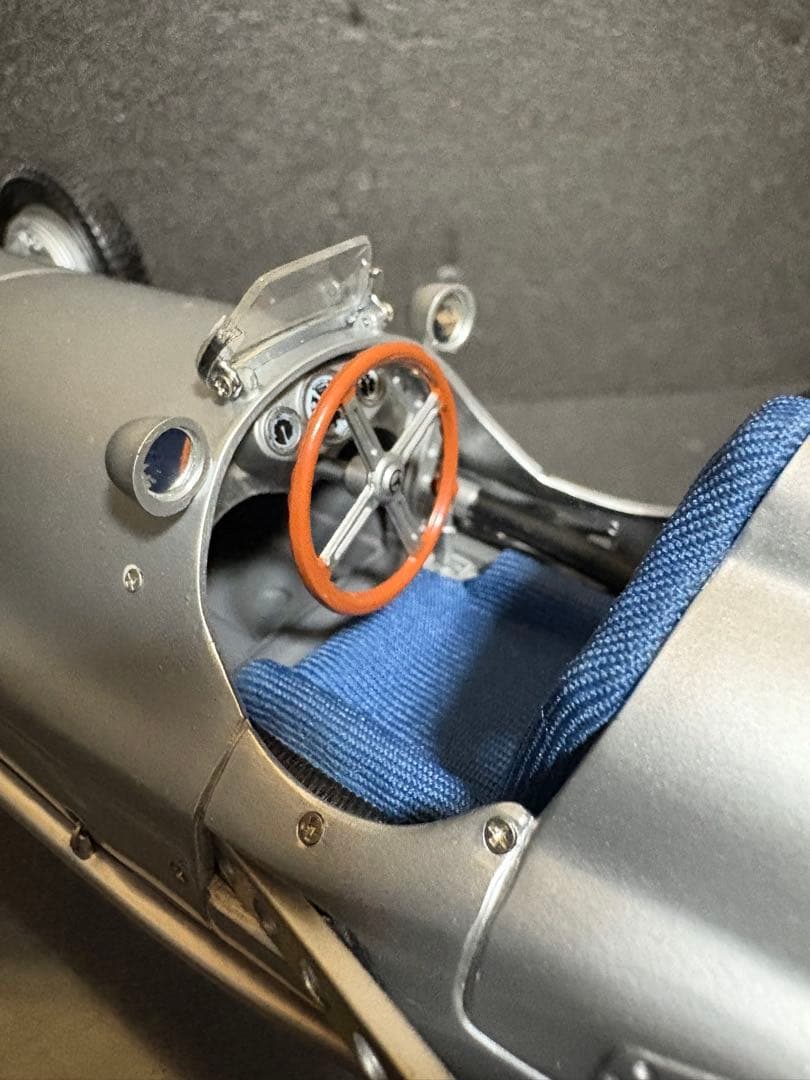 CMC 1/18 メルセデス・ベンツ W154 1938