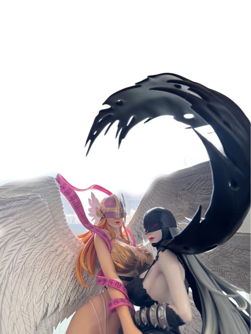 中古Digimonガレージキット（Angewomon＆Deviwomon）