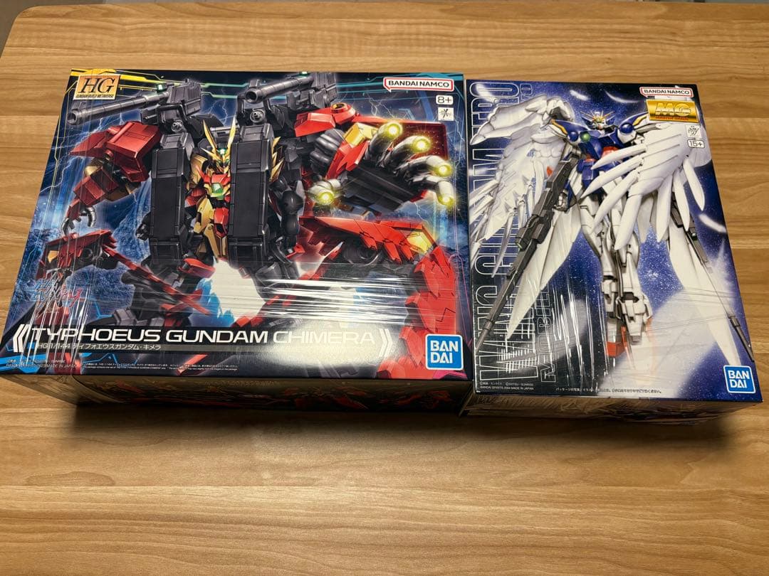 MG ウイングガンダムゼロＥＷ-エンドワルツ-・ ティフォエウスガンダム・キメラ