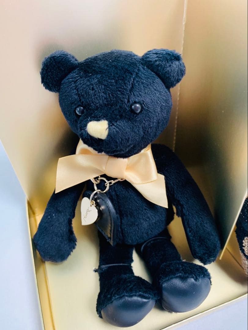 【新品未使用】YSLイヴサンローラン テディベア タオルセット