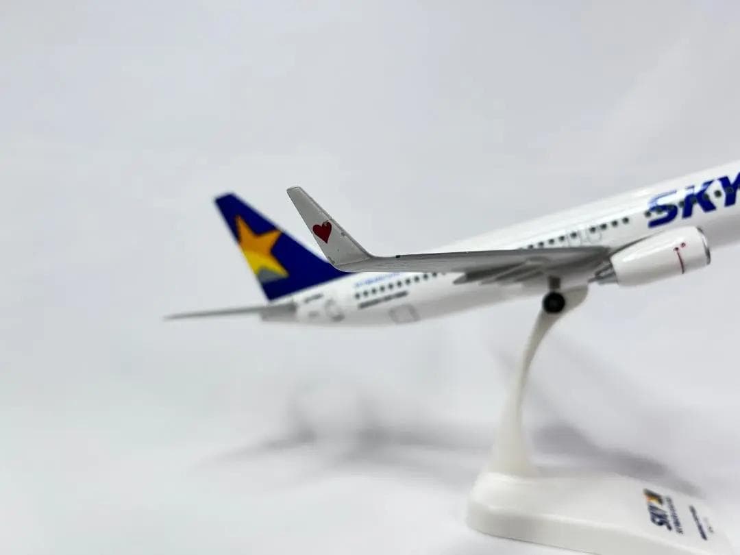 SKY MARK / スカイマーク｜B737-800｜1:130｜JA73NQ