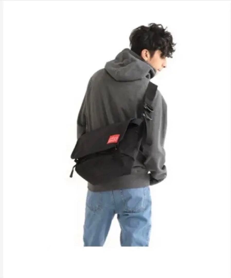 Manhattan Portage メッセンジャーバッグ 黒〈未使用〉