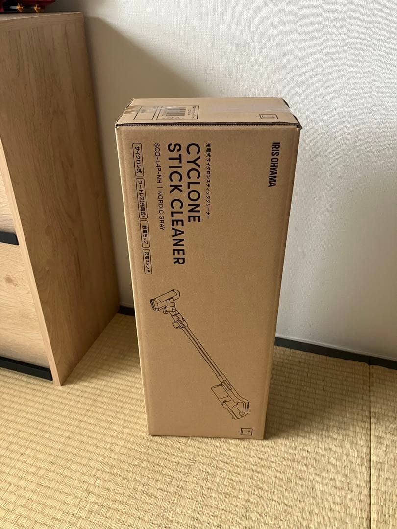 新品未開封　アイリスオーヤマ　掃除機 SCD-L4P-NH