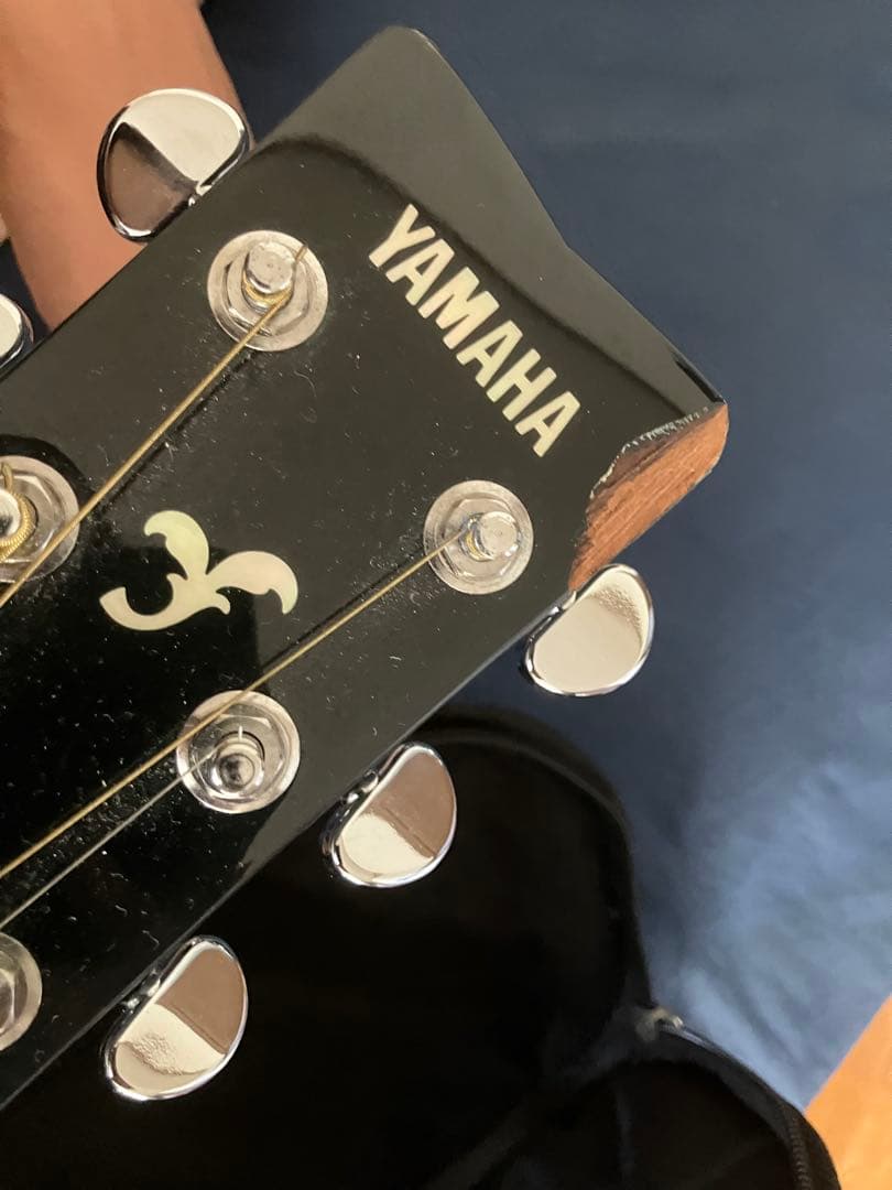 アコースティックギター yamaha FS720S BL 付属品付きです