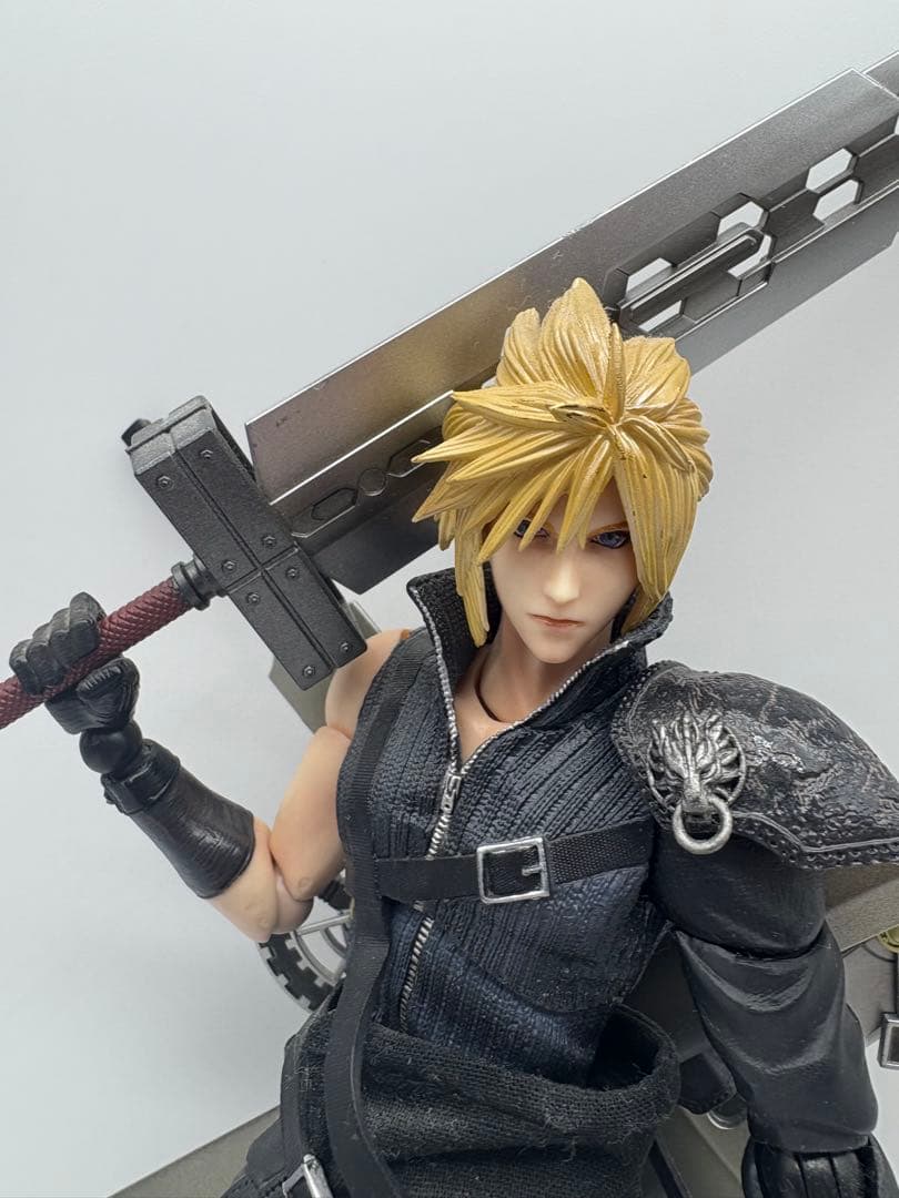 ファイナルファンタジー7アドベントチルドレン　プレイアーツ　クラウド